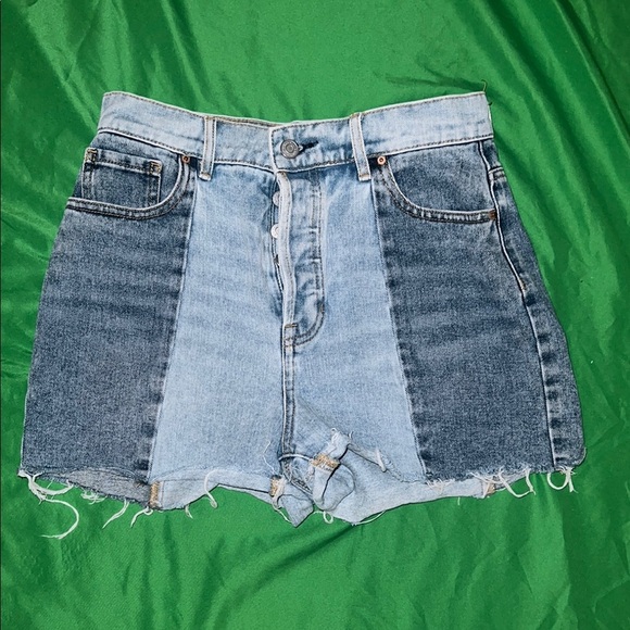 PacSun High Rise Icon Blue Jean Shorts with Two-Tone Design size 27 - Picture 2 of 10